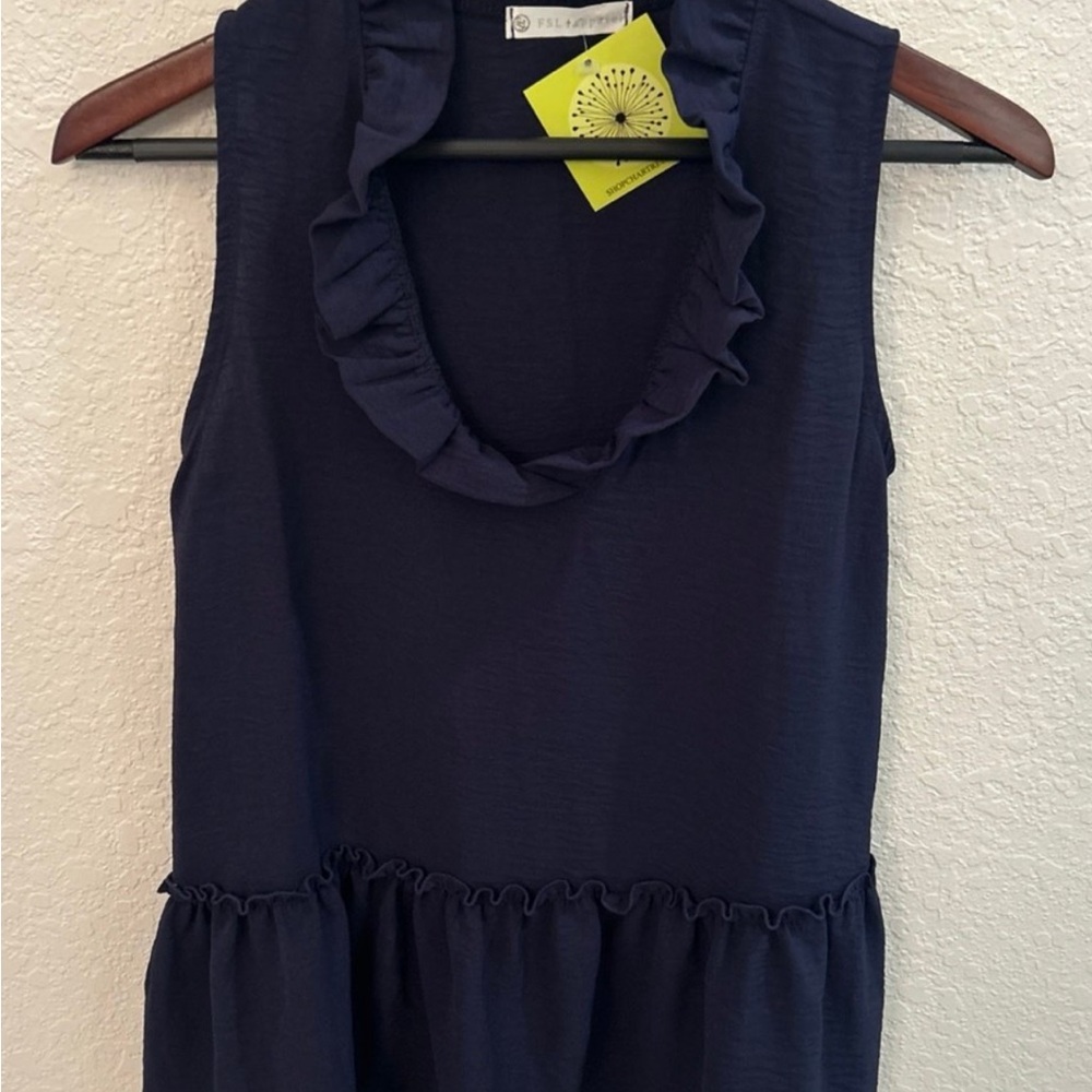 Blue‎ Sleeveless Ruffled Peplum Navy Blouse size small